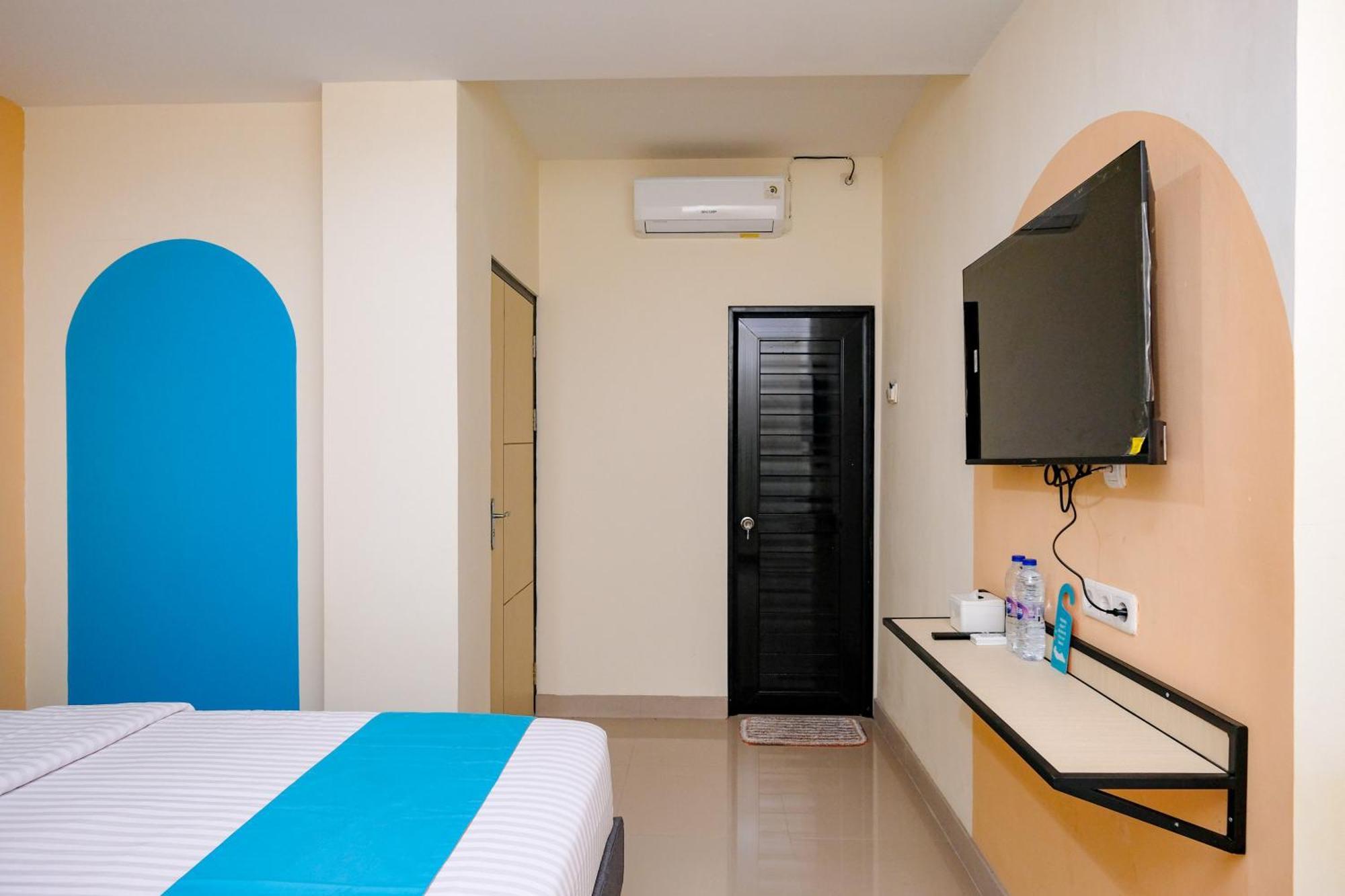 Sans Hotel Mataram Malioboro Yogyakarta Exterior foto