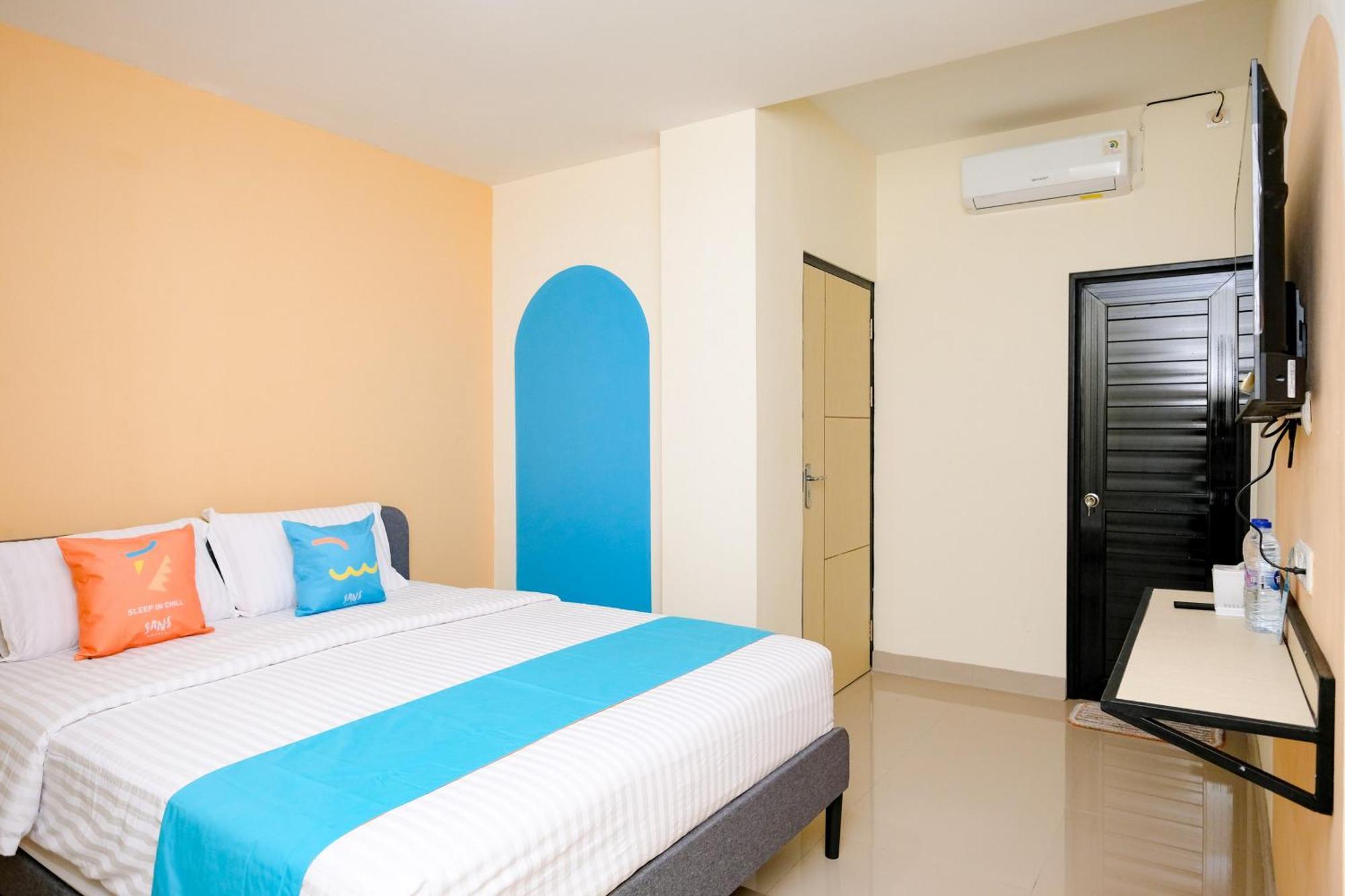 Sans Hotel Mataram Malioboro Yogyakarta Exterior foto