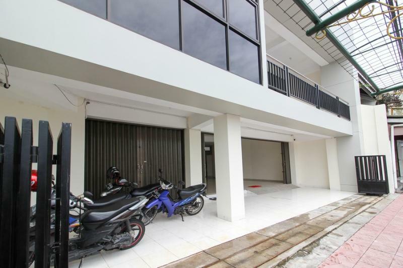 Sans Hotel Mataram Malioboro Yogyakarta Exterior foto